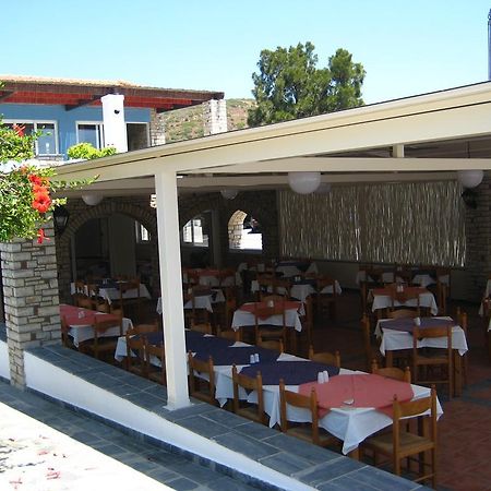 Zefiros Beach Hotel Mykali Екстериор снимка